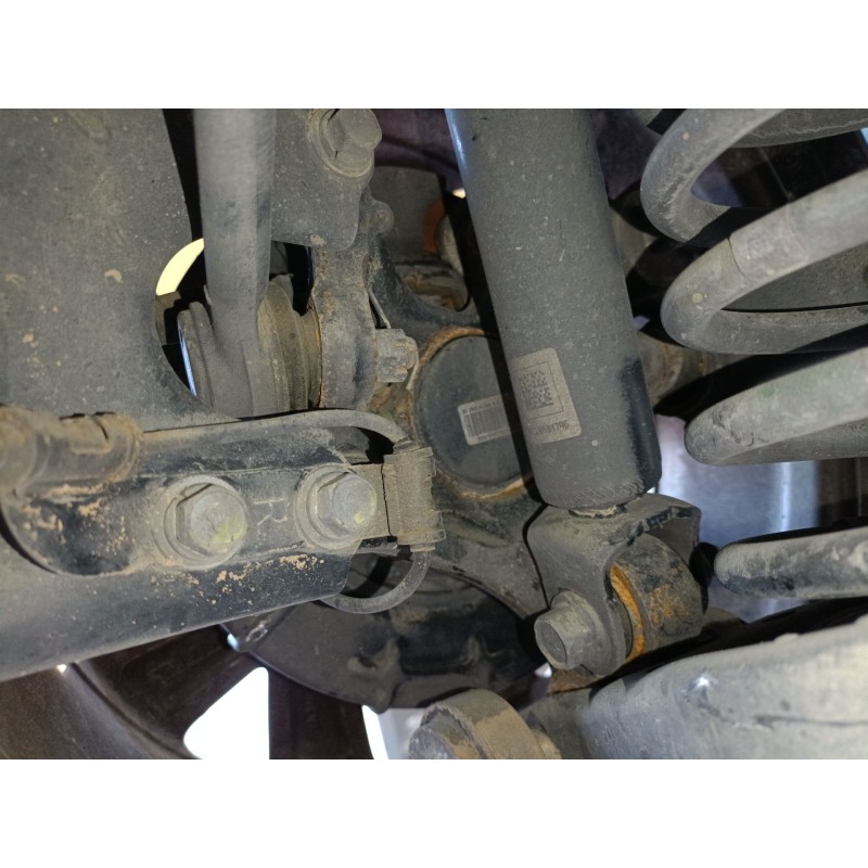 Recambio de mangueta trasera derecha para kia sportage iii (sl) 1.7 crdi referencia OEM IAM   