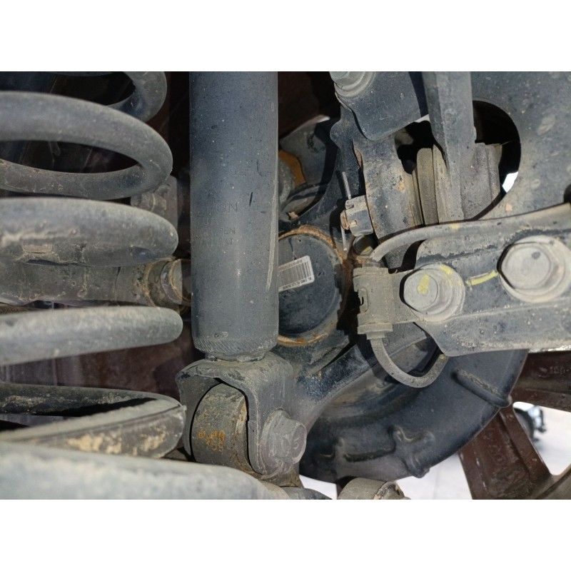 Recambio de mangueta trasera izquierda para kia sportage iii (sl) 1.7 crdi referencia OEM IAM   