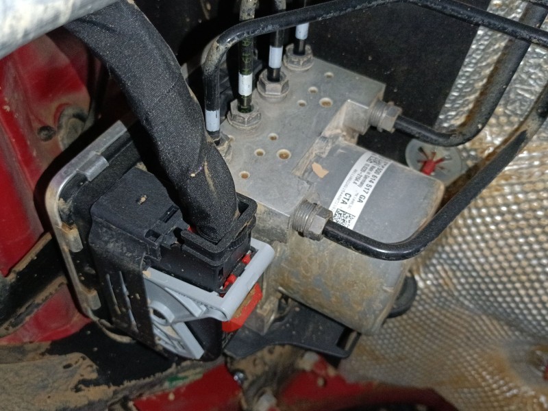 Recambio de abs para audi q2 (gab, gag) 30 tfsi referencia OEM IAM 5Q0614517GA  