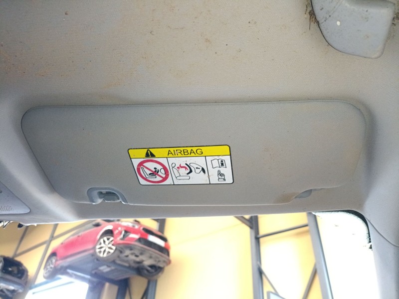 Recambio de parasol derecho para omoda 5 290t referencia OEM IAM   