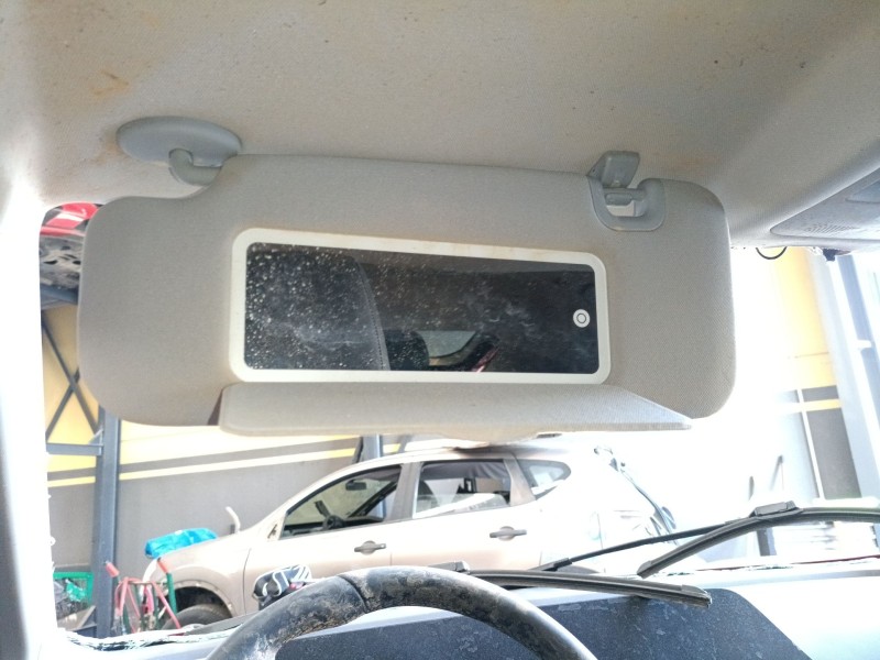 Recambio de parasol izquierdo para omoda 5 290t referencia OEM IAM   