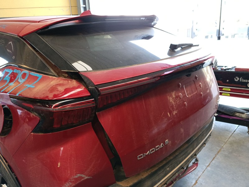 Recambio de porton trasero para omoda 5 290t referencia OEM IAM   