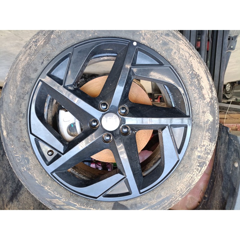 Recambio de llanta para omoda 5 290t referencia OEM IAM 215/55/18  