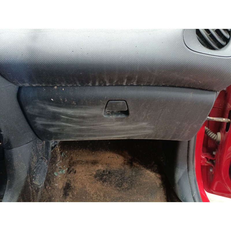 Recambio de guantera para citroën c1 ii (pa_, ps_) 1.0 vti 72 referencia OEM IAM   