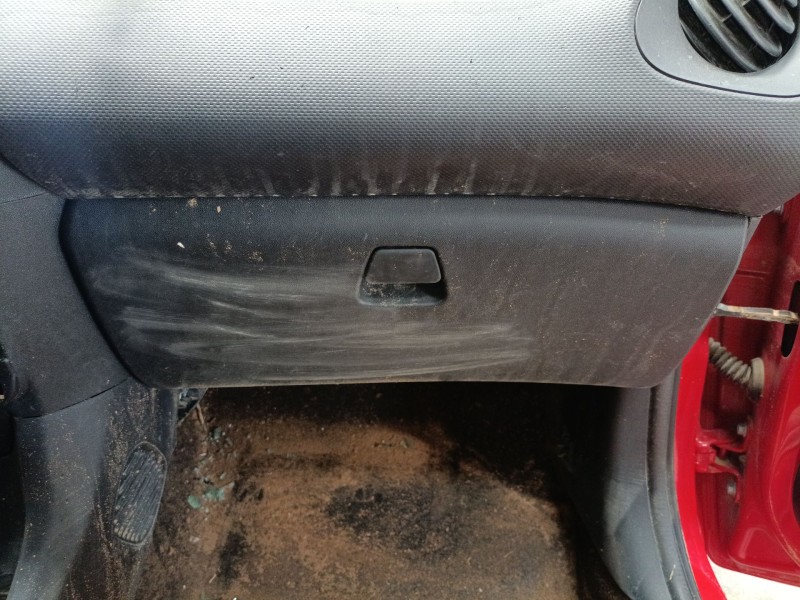 Recambio de guantera para citroën c1 ii (pa_, ps_) 1.0 vti 72 referencia OEM IAM   