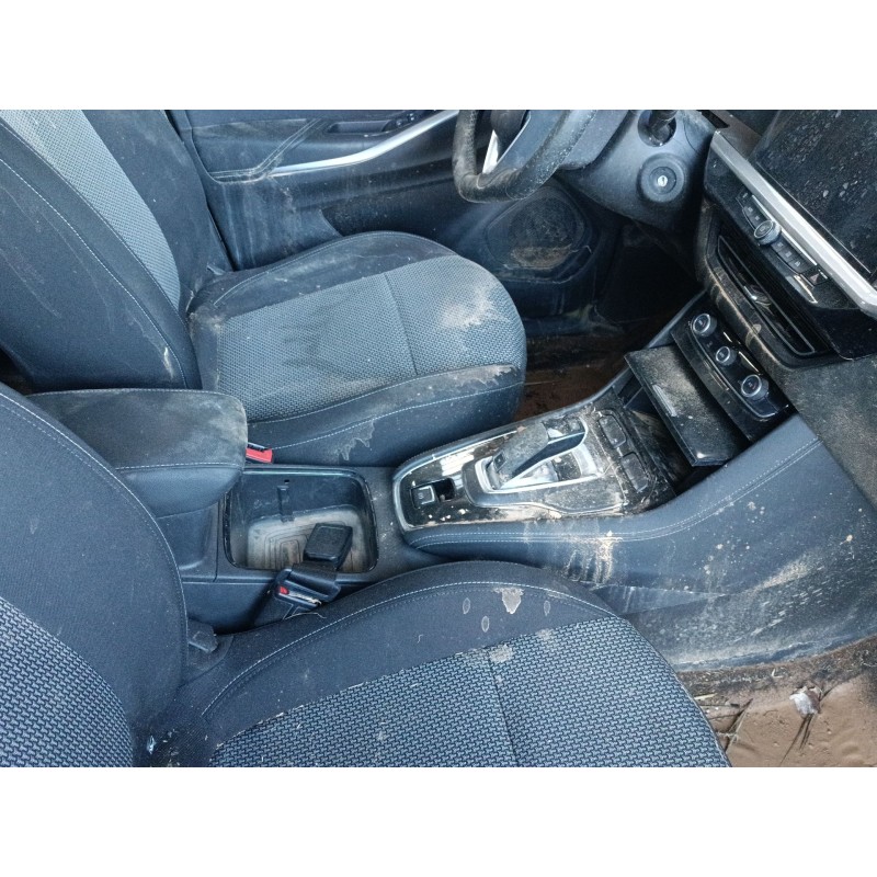Recambio de consola central para opel grandland / grandland x (a18, p1uo) 1.2 (75) referencia OEM IAM   