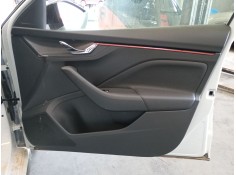 GUARNECIDO PUERTA DELANTERA DERECHA 