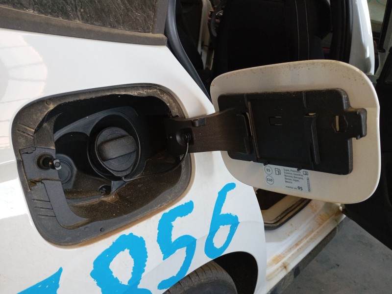 Recambio de tapa exterior combustible para skoda scala (nw1) 1.5 tsi referencia OEM IAM   