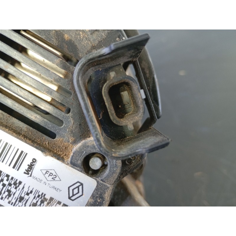Recambio de alternador para renault megane iv berlina 5p referencia OEM IAM 231008040R 2117004834 