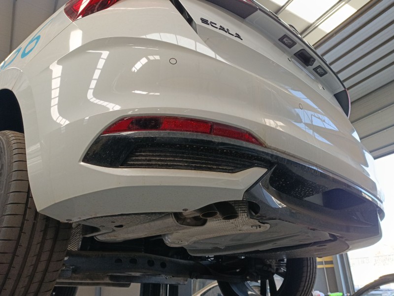 Recambio de paragolpes trasero para skoda scala (nw1) 1.5 tsi referencia OEM IAM   