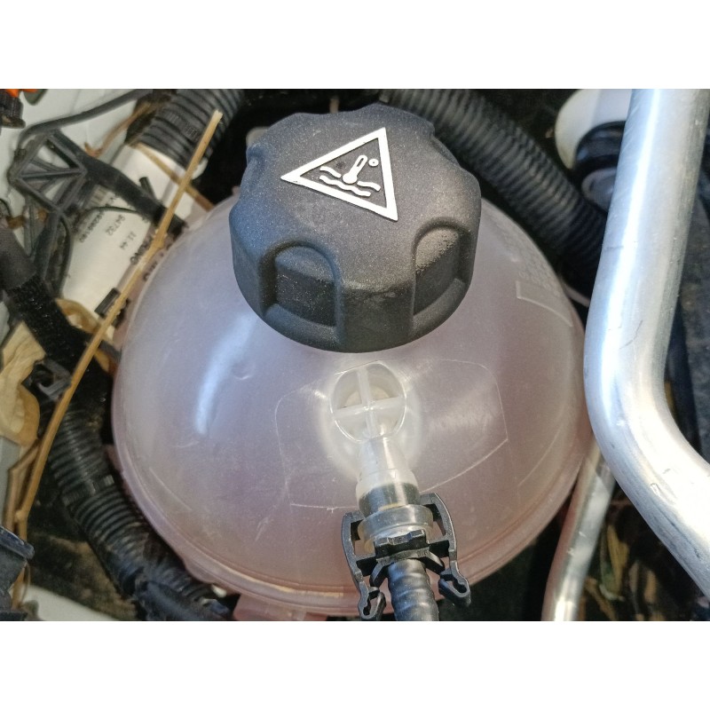 Recambio de deposito expansion para opel grandland / grandland x (a18, p1uo) 1.2 (75) referencia OEM IAM   