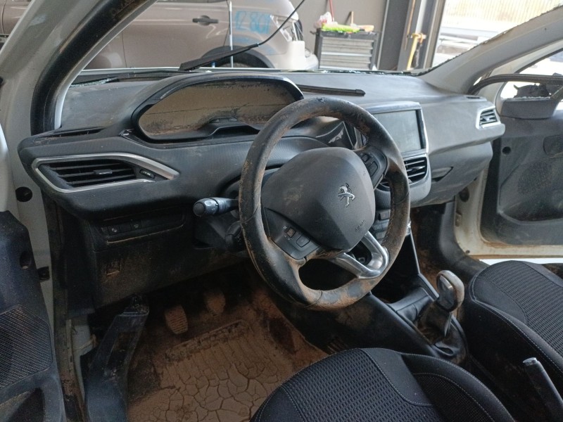 peugeot 208 i (ca_, cc_) del año 2019