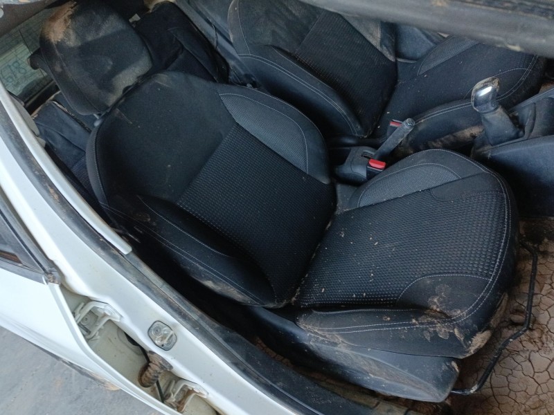 peugeot 208 i (ca_, cc_) del año 2019