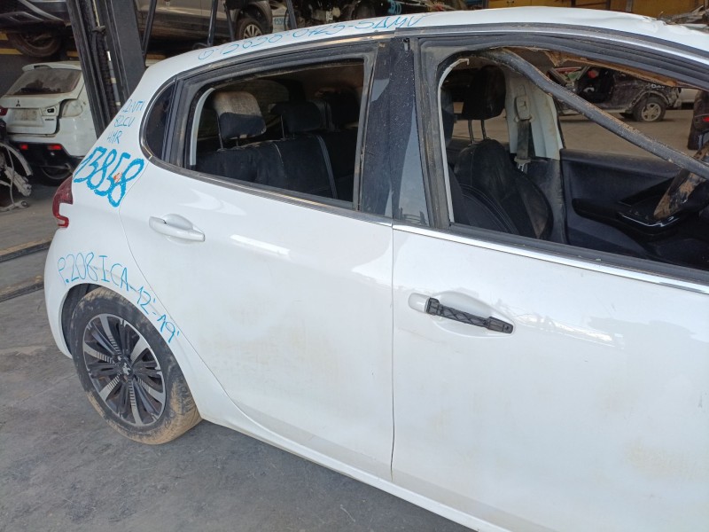 Recambio de puerta trasera derecha para peugeot 208 i (ca_, cc_) 1.2 vti 82 referencia OEM IAM   