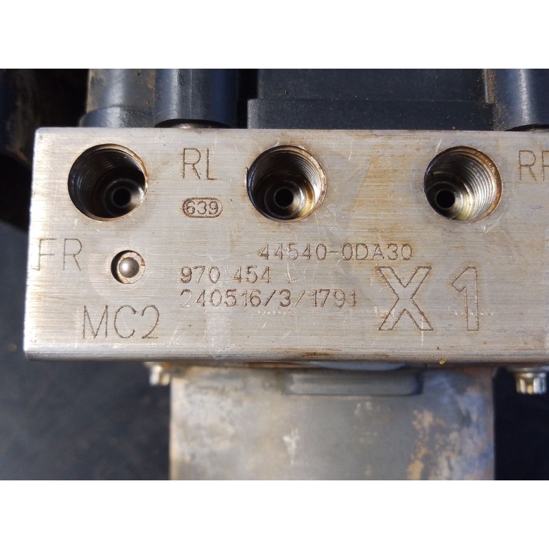 Recambio de abs para toyota yaris (_p21_, _pa1_, _ph1_) 1.5 hybrid (mxph11) referencia OEM IAM   