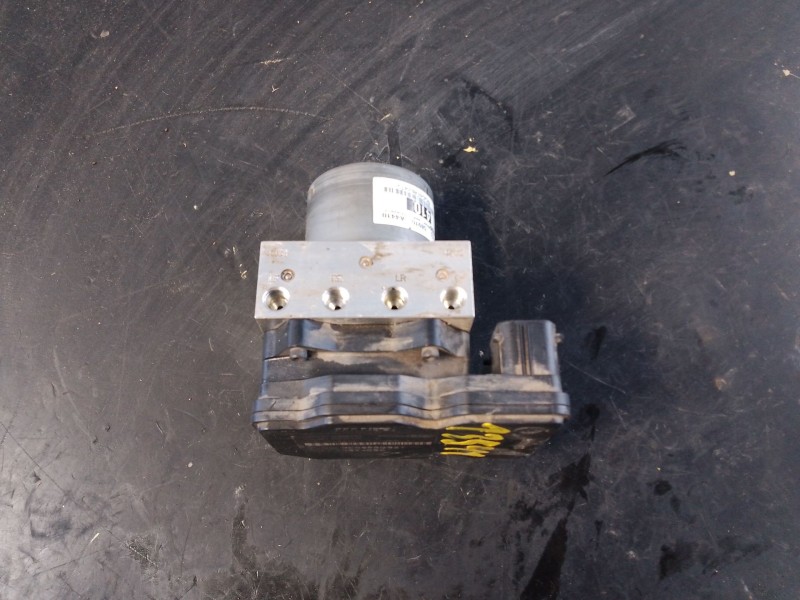Recambio de abs para kia carens iv 1.7 crdi referencia OEM IAM 58910A4410  