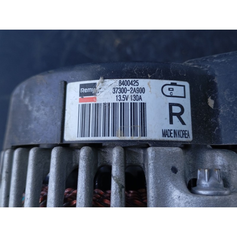 Recambio de alternador para kia carens iv 1.7 crdi referencia OEM IAM 373002A900 8400425 