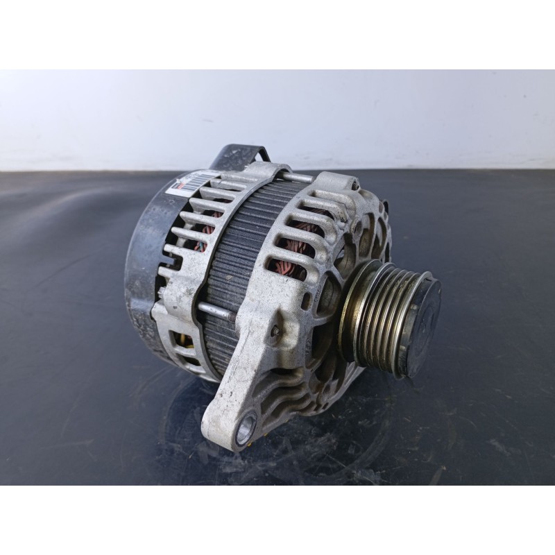 Recambio de alternador para kia carens iv 1.7 crdi referencia OEM IAM 373002A900 8400425 