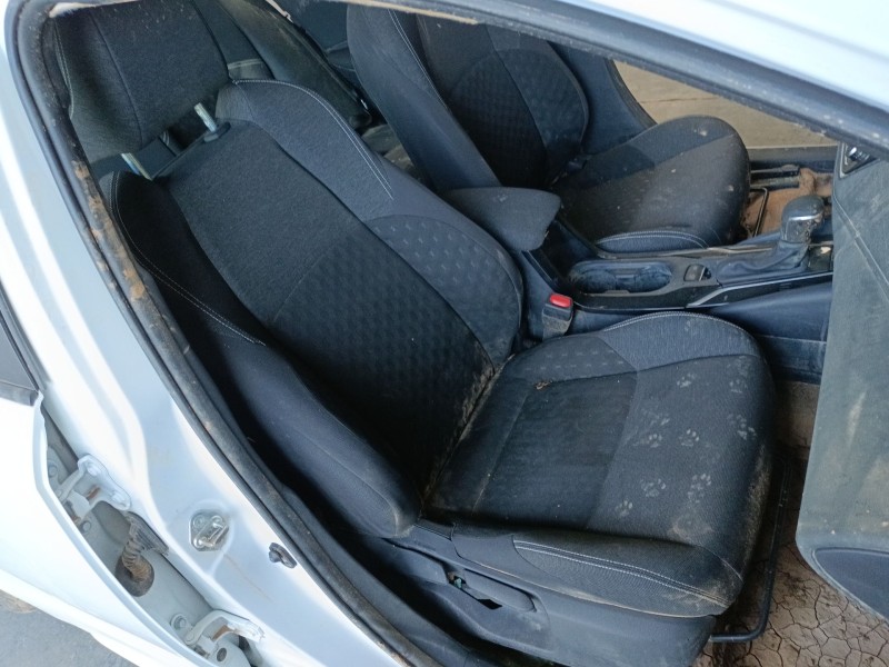 toyota corolla station wagon (_e21_) del año 2023