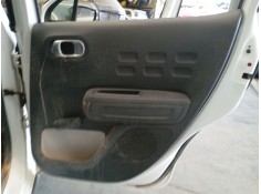 GUARNECIDO PUERTA TRASERA DERECHA 