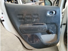 GUARNECIDO PUERTA TRASERA IZQUIERDA 