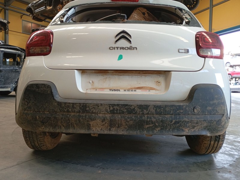 Recambio de paragolpes trasero para citroën c3 iii (sx) 1.2 vti 82 referencia OEM IAM   