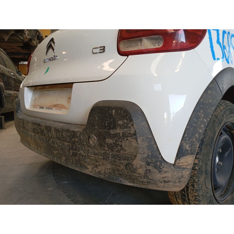 Recambio de paragolpes trasero para citroën c3 iii (sx) 1.2 vti 82 referencia OEM IAM   