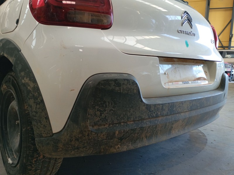 Recambio de paragolpes trasero para citroën c3 iii (sx) 1.2 vti 82 referencia OEM IAM   