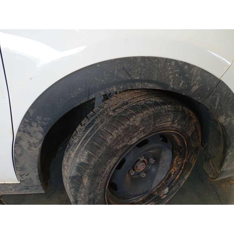 Recambio de aletin delantero derecho para citroën c3 iii (sx) 1.2 vti 82 referencia OEM IAM   