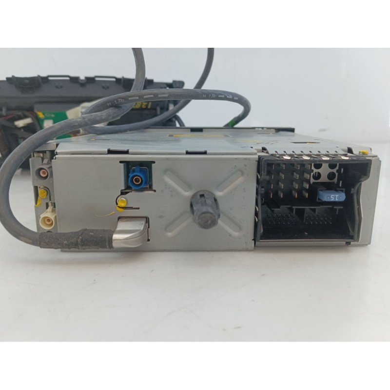 Recambio de sistema navegacion gps para peugeot 5008 allure referencia OEM IAM 96735367ZD 98016550XT 