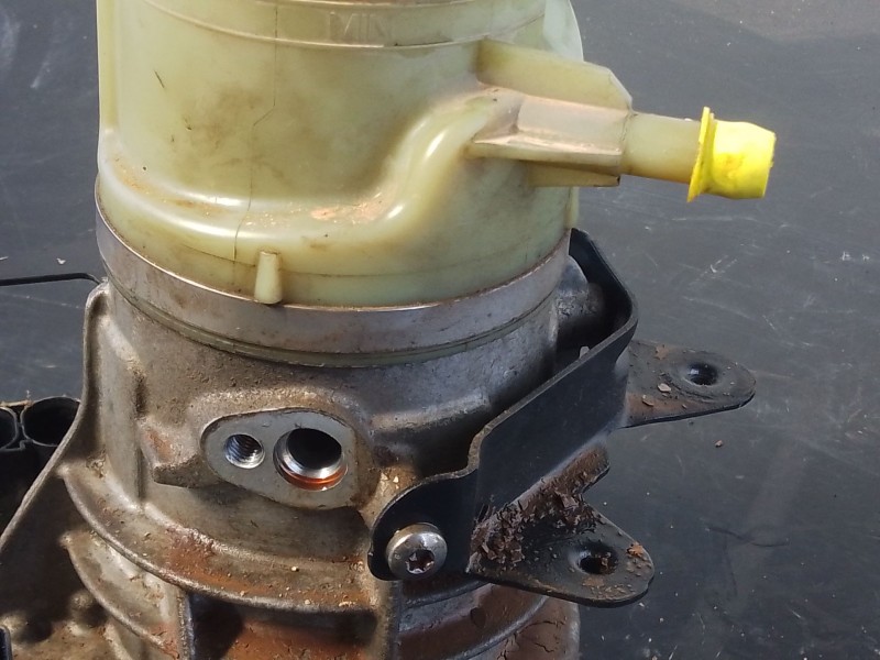 Recambio de bomba direccion para opel vivaro b autobús (x82) 1.6 cdti (06) referencia OEM IAM   