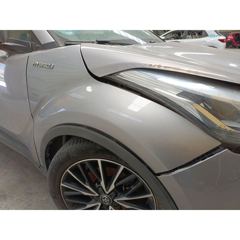 Recambio de aleta delantera derecha para toyota c-hr (_x1_) 1.8 hybrid (zyx10_, zyx11_) referencia OEM IAM   