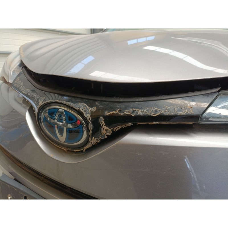 Recambio de rejilla delantera para toyota c-hr (_x1_) 1.8 hybrid (zyx10_, zyx11_) referencia OEM IAM   