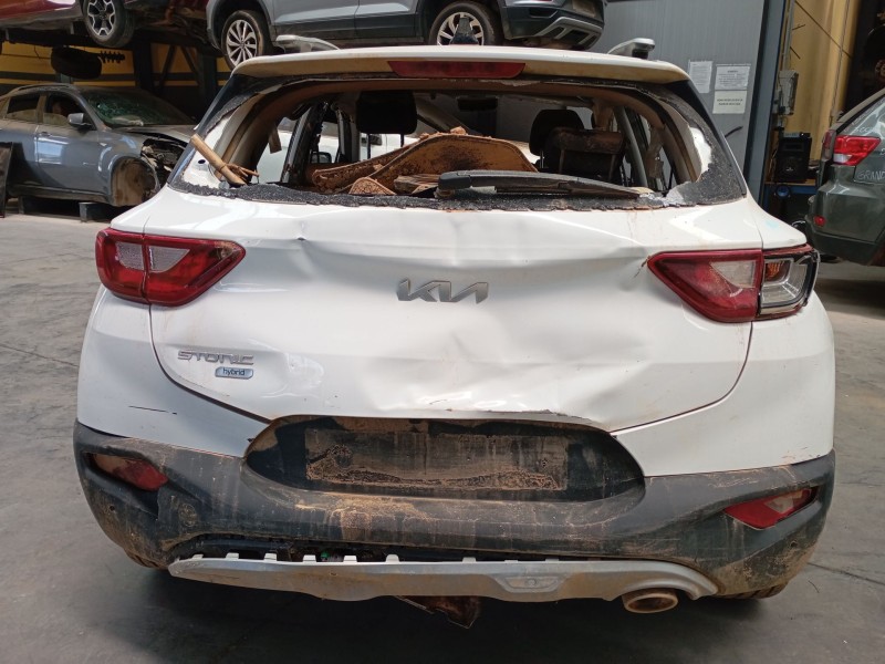 kia stonic (yb) del año 2024