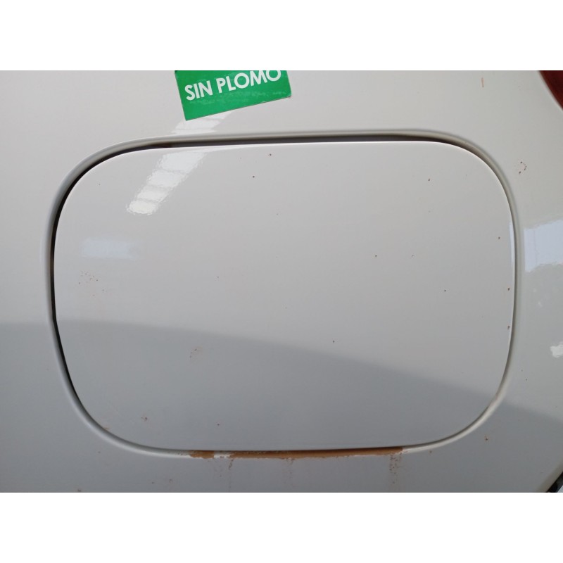 Recambio de tapa exterior combustible para kia stonic (yb) 1.0 t-gdi referencia OEM IAM   