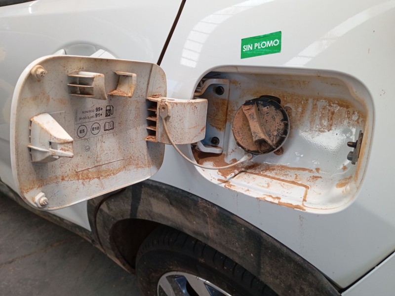 Recambio de tapa exterior combustible para kia stonic (yb) 1.0 t-gdi referencia OEM IAM   