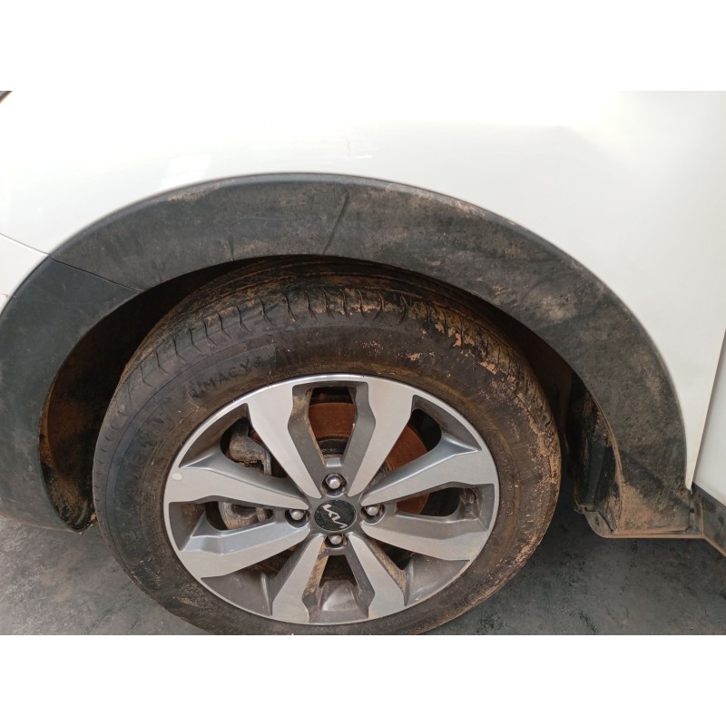 Recambio de aletin delantero izquierdo para kia stonic (yb) 1.0 t-gdi referencia OEM IAM   