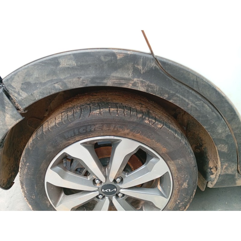 Recambio de aletin trasero derecho para kia stonic (yb) 1.0 t-gdi referencia OEM IAM   