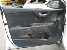 Recambio de guarnecido puerta delantera izquierda para kia stonic (yb) 1.0 t-gdi referencia OEM IAM   
