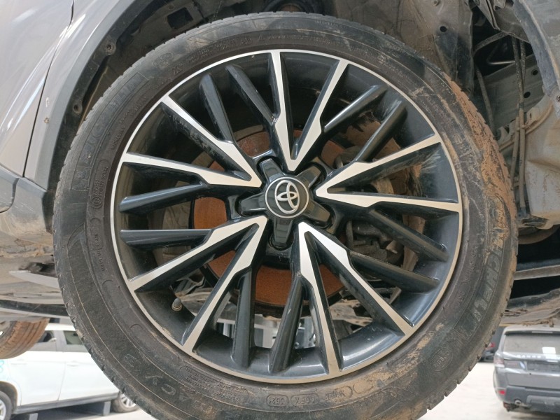 Recambio de llanta para toyota c-hr (_x1_) 1.8 hybrid (zyx10_, zyx11_) referencia OEM IAM   