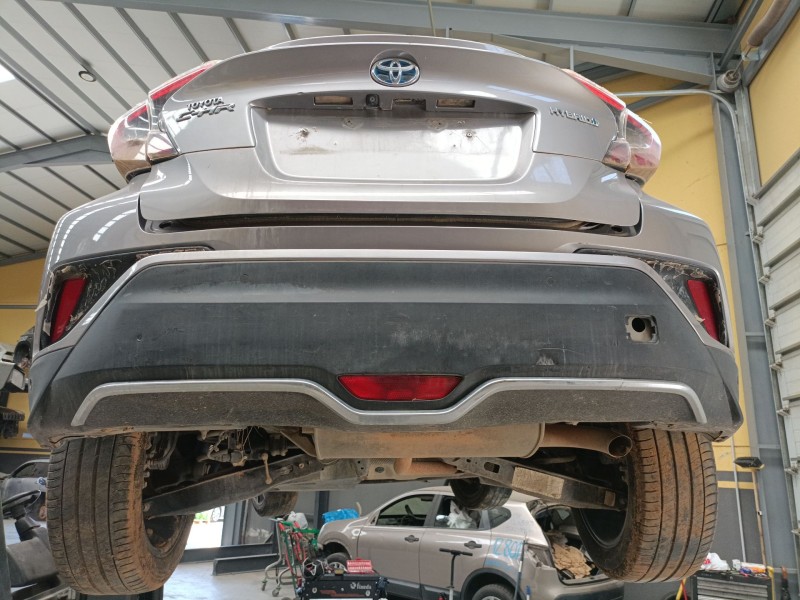 Recambio de paragolpes trasero para toyota c-hr (_x1_) 1.8 hybrid (zyx10_, zyx11_) referencia OEM IAM   