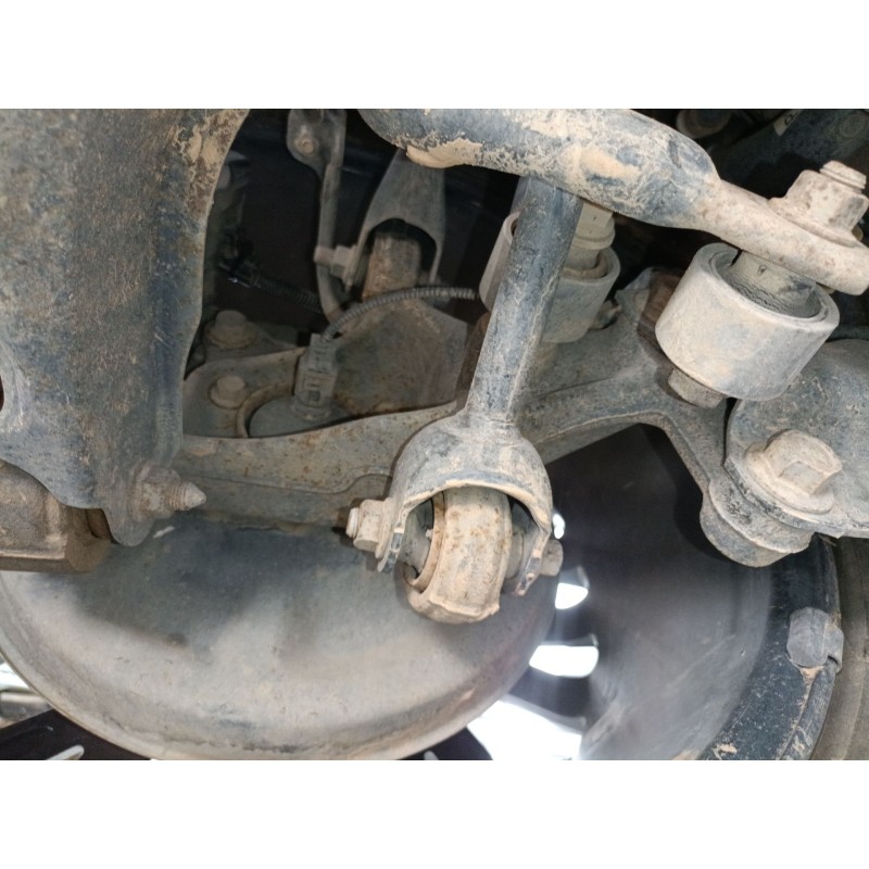 Recambio de mangueta trasera izquierda para toyota c-hr (_x1_) 1.8 hybrid (zyx10_, zyx11_) referencia OEM IAM   