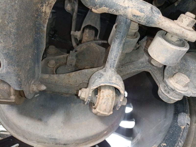 Recambio de mangueta trasera izquierda para toyota c-hr (_x1_) 1.8 hybrid (zyx10_, zyx11_) referencia OEM IAM   