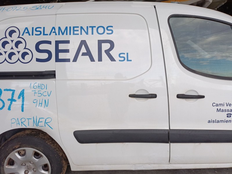 Recambio de puerta lateral corredera derecha para peugeot partner furgoneta/monovolumen 1.6 hdi / bluehdi 75 referencia OEM IAM 