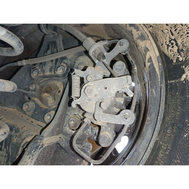 Recambio de pinza freno trasera derecha para peugeot partner furgoneta/monovolumen 1.6 hdi / bluehdi 75 referencia OEM IAM   