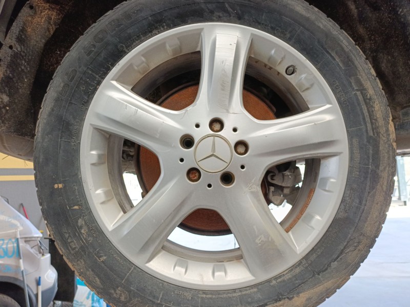 Recambio de llanta para mercedes-benz clase m (w164) ml 320 cdi 4-matic (164.122) referencia OEM IAM 255/50/19  