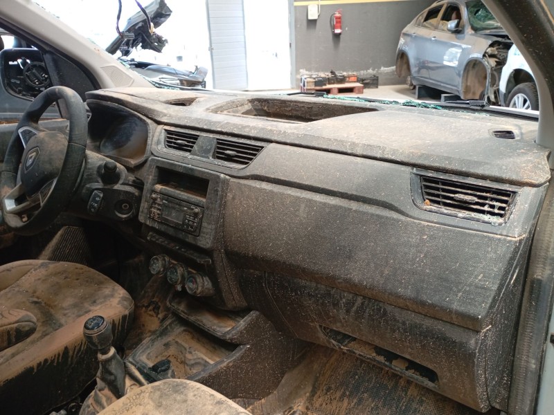 renault express furgoneta/monovolumen del año 2024