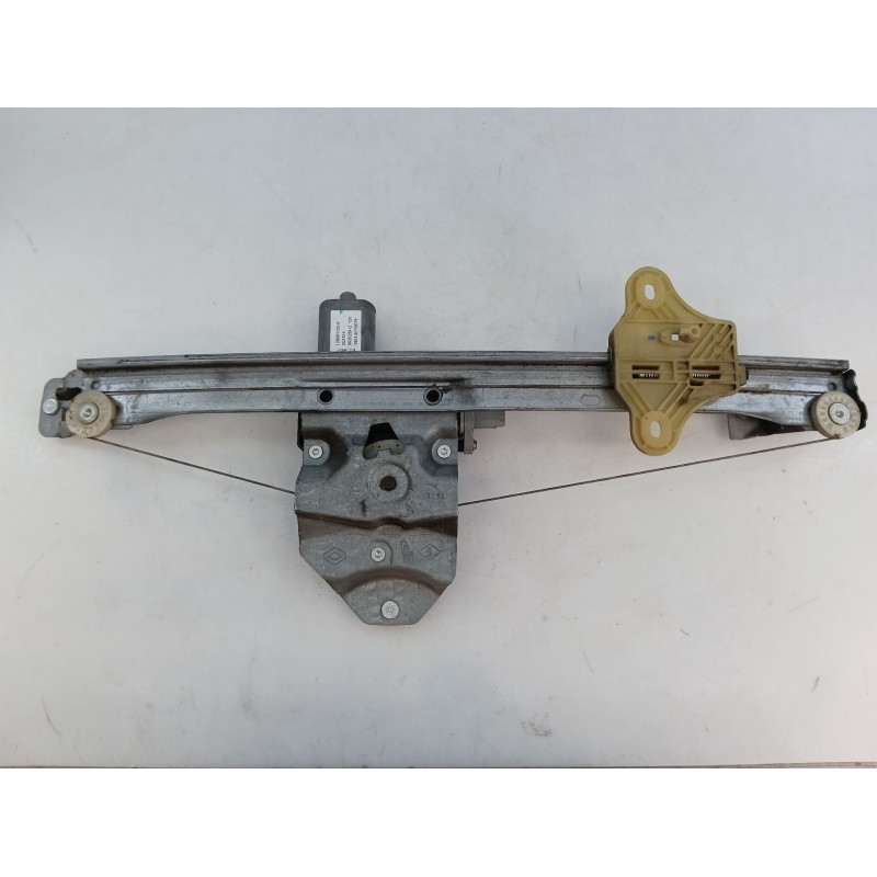 Recambio de elevalunas delantero izquierdo para renault clio iv societé referencia OEM IAM   E1-A1-28-2