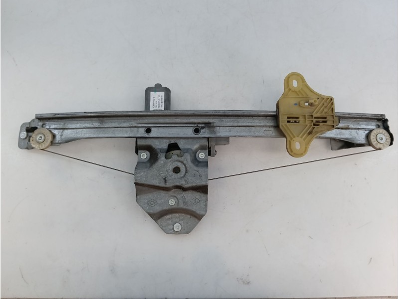 Recambio de elevalunas delantero izquierdo para renault clio iv societé referencia OEM IAM   E1-A1-28-2