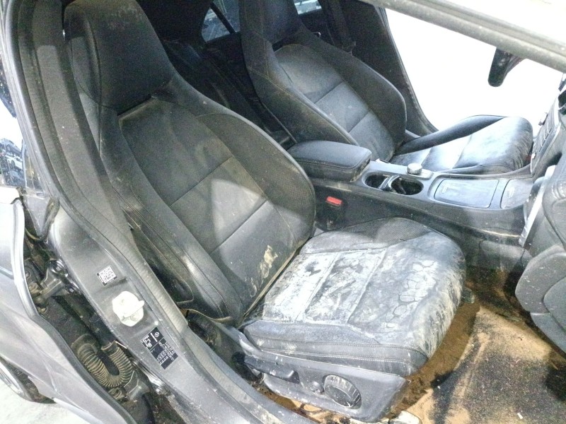 mercedes-benz cla coupé (c117) del año 2015